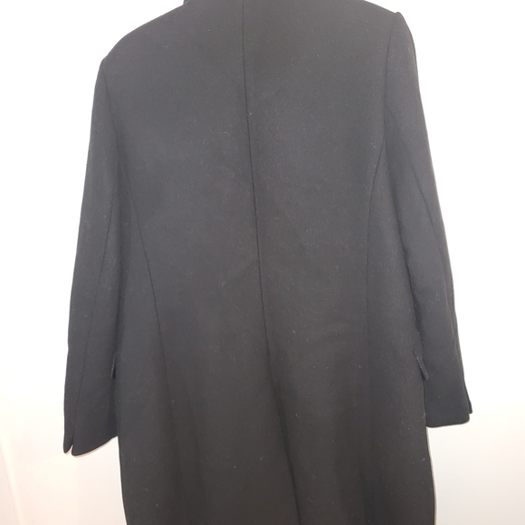 Classic Black Men's Coat - Picture 2 of 2